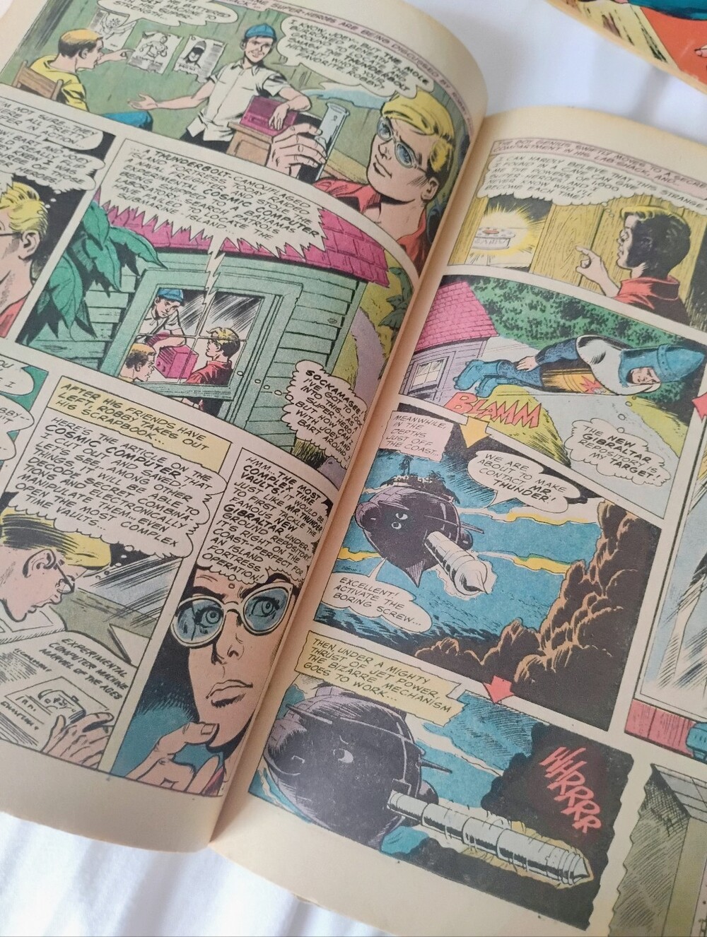 1971-1972 DC Superman & Superboy Action Comics - Picture 15 of 16